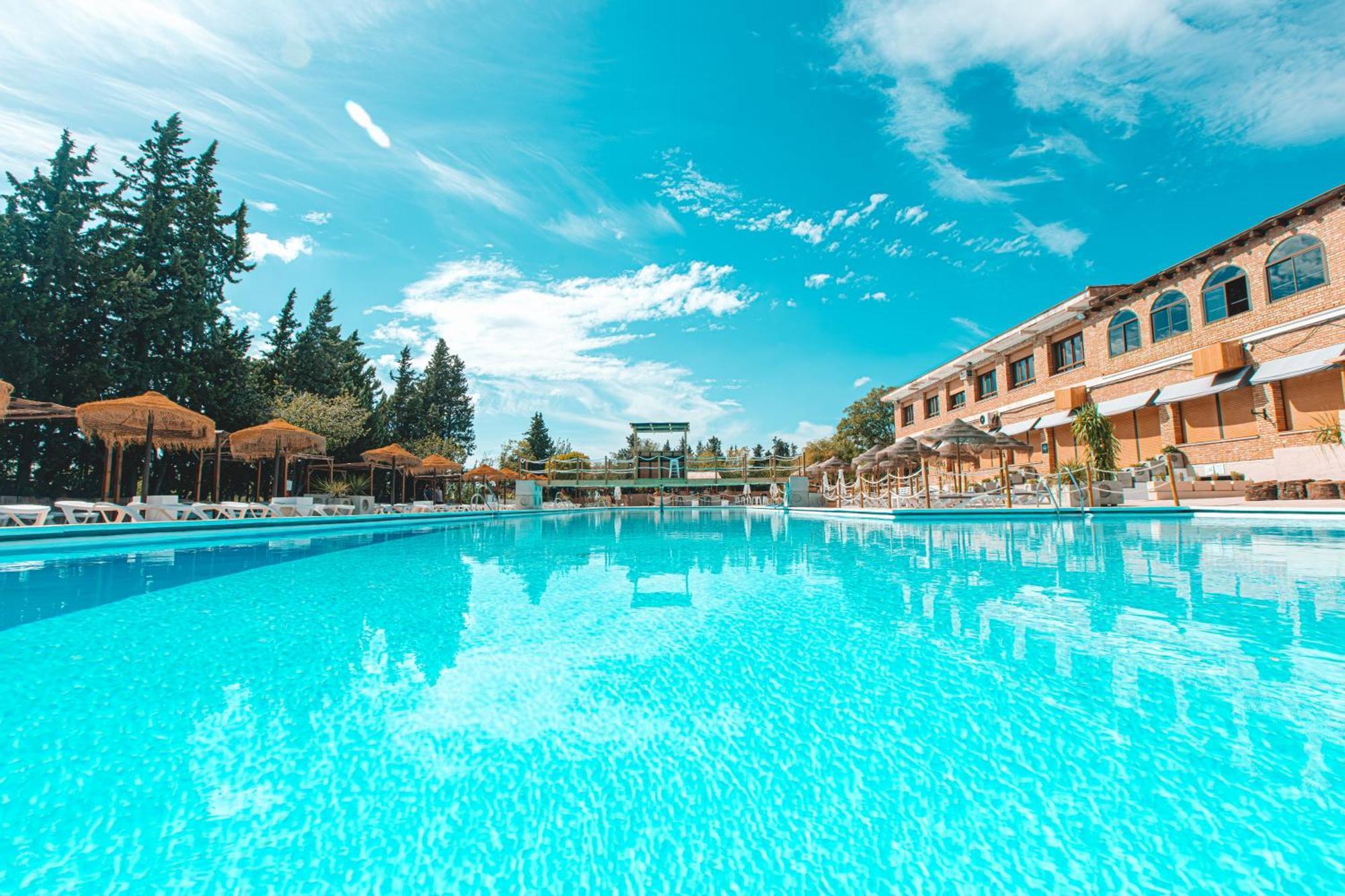 Camping & Bungalows Suspiro Del Moro Otura Zewnętrze zdjęcie